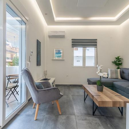 Misty Grey Apartment Near City Centre Kandiye Dış mekan fotoğraf