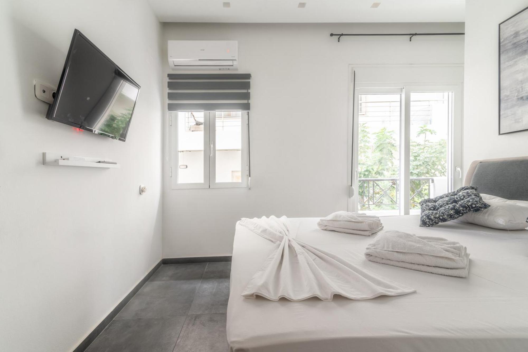 Misty Grey Apartment Near City Centre Kandiye Dış mekan fotoğraf