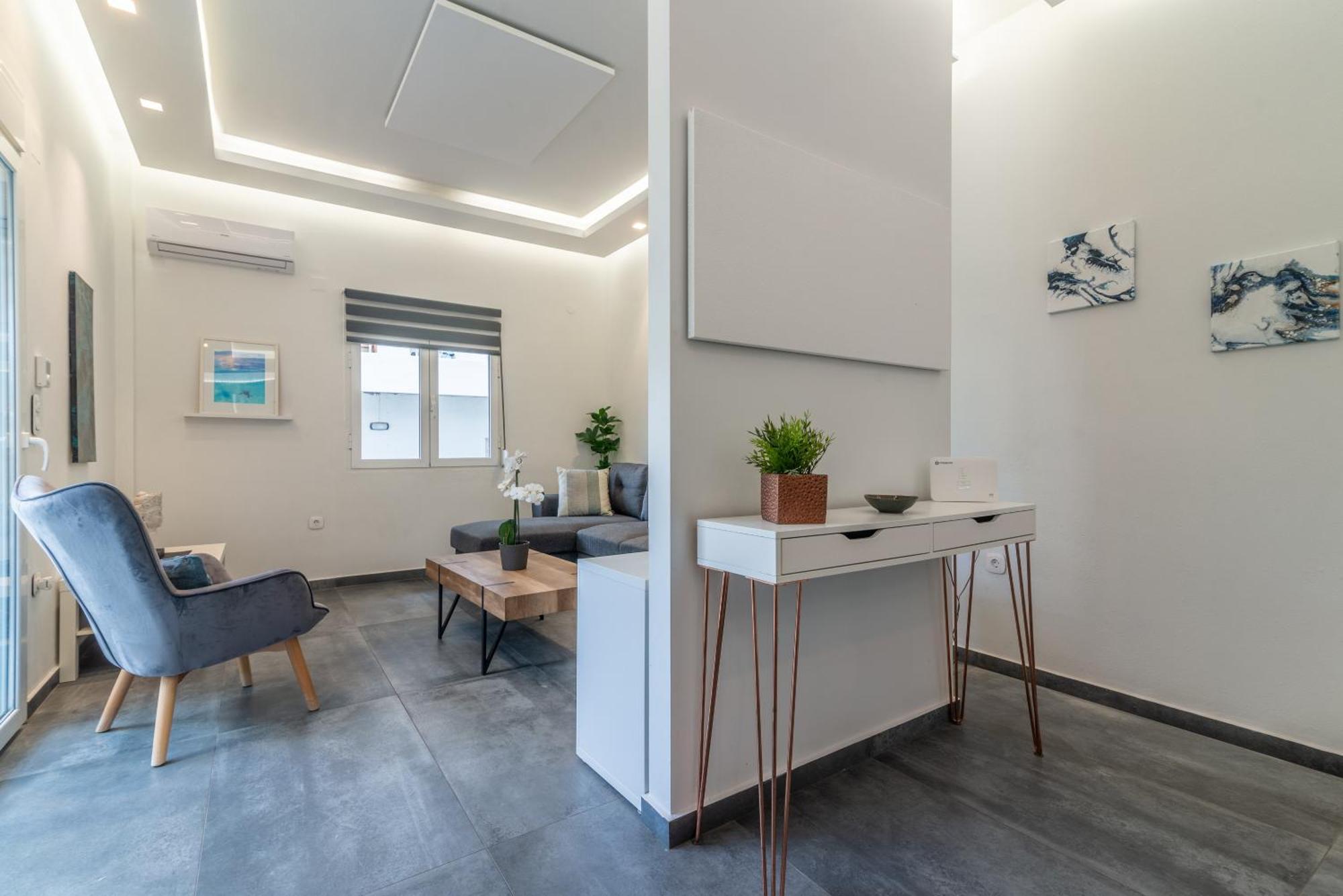 Misty Grey Apartment Near City Centre Kandiye Dış mekan fotoğraf